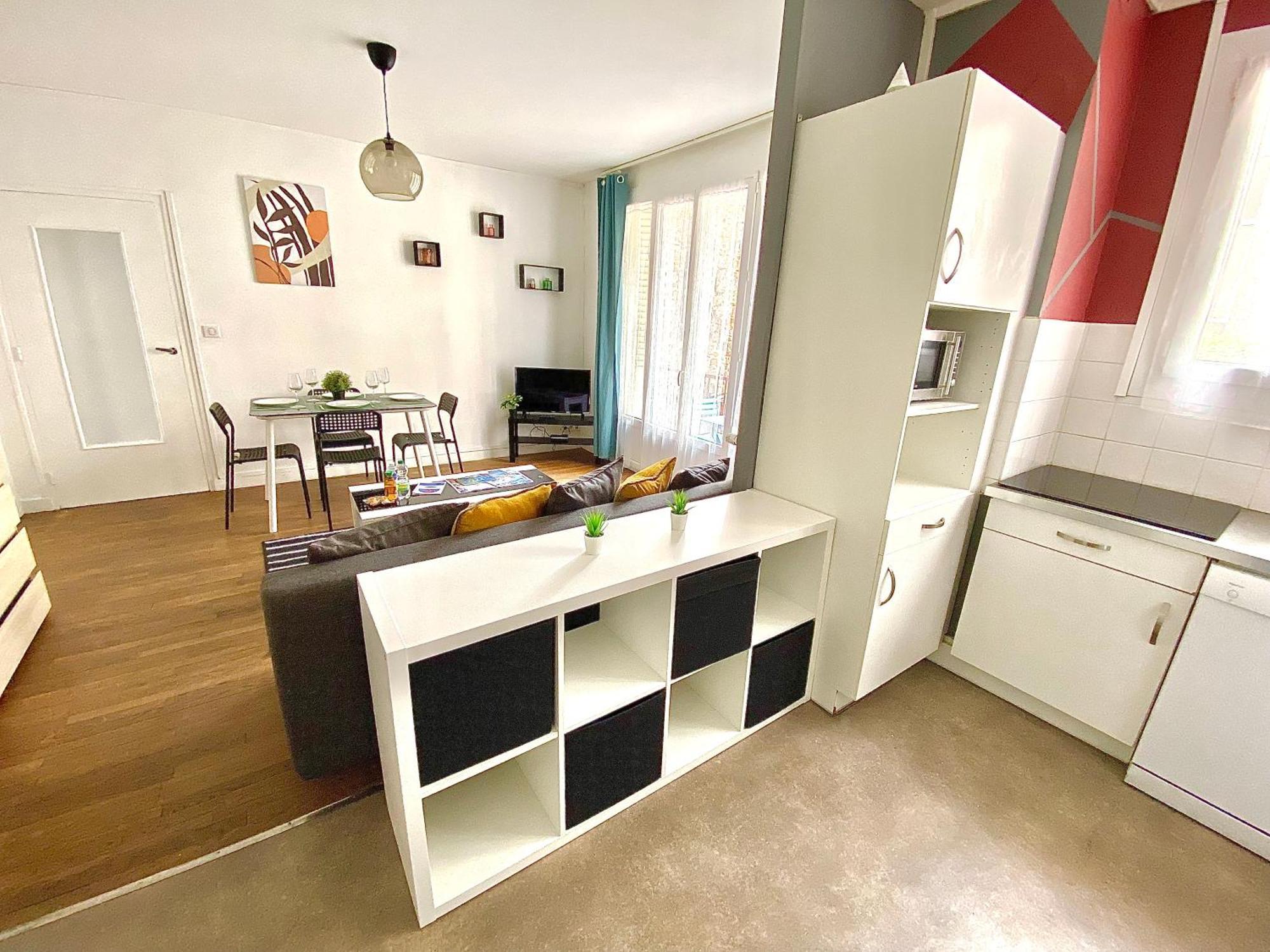 Le Chinchauvaud, Spacieux Avec Balcon Limoges Dış mekan fotoğraf